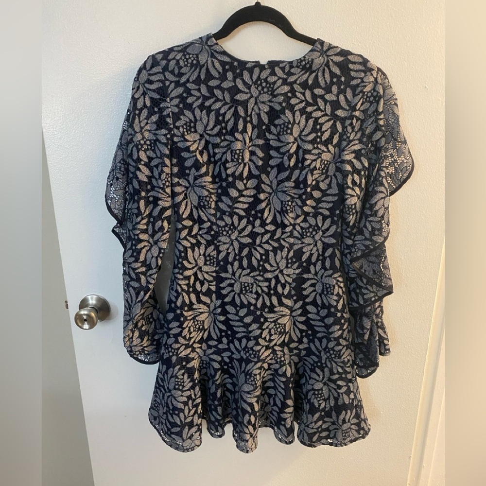 Keepsake Engage Navy Blue Lace Long Sleeve Dress XS - Picture 3 of 8